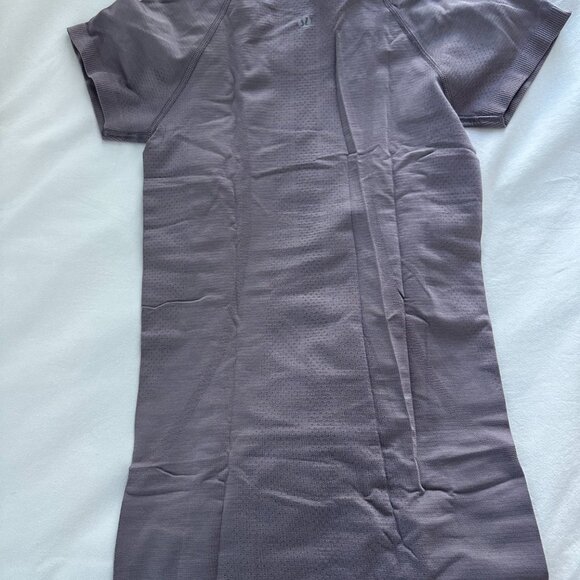 Lululemon Swiftly Short Sleeve Purple Size 2 - Picture 2 of 2